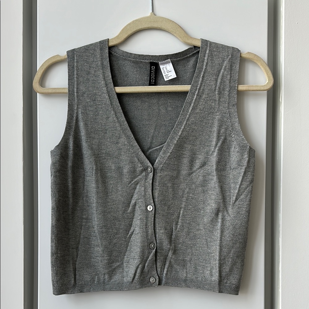 Sleeveless Knit Cardigan Vest - Gray